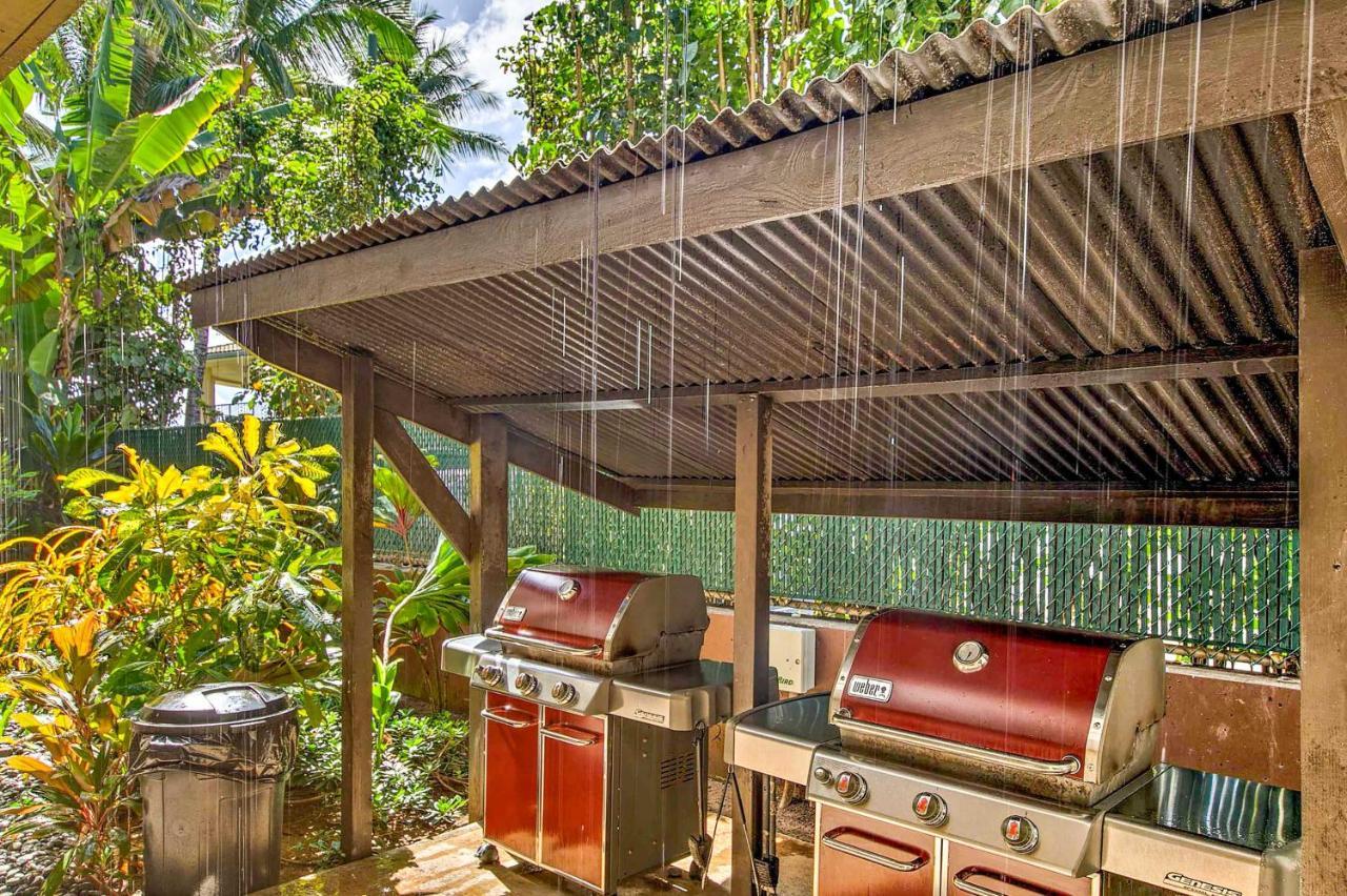 Waipouli Beachfront With Balcony And Ocean Views Kapa'a
